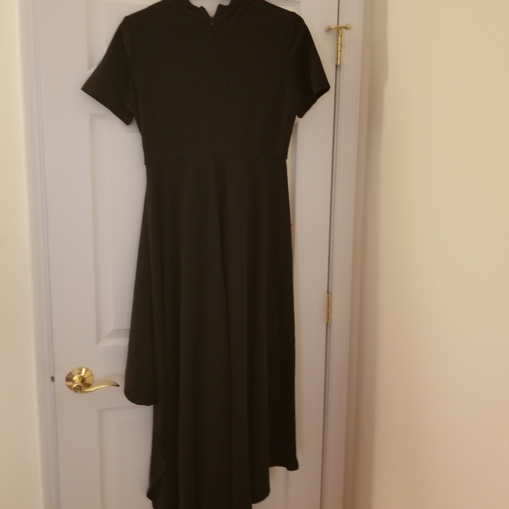 Top - Picture 2 of 4